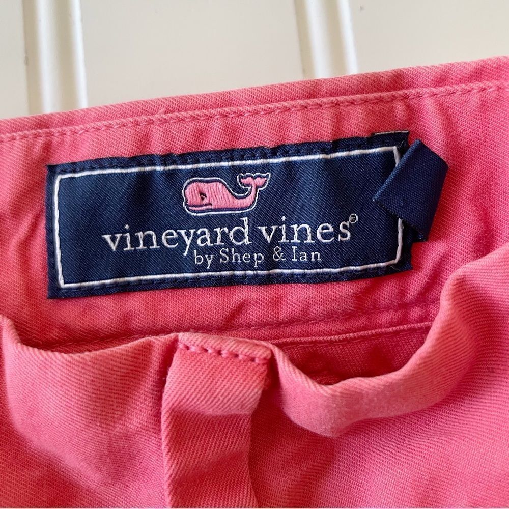 Vineyard Vines 7” Breaker Shorts - Size 28 - Picture 3 of 5